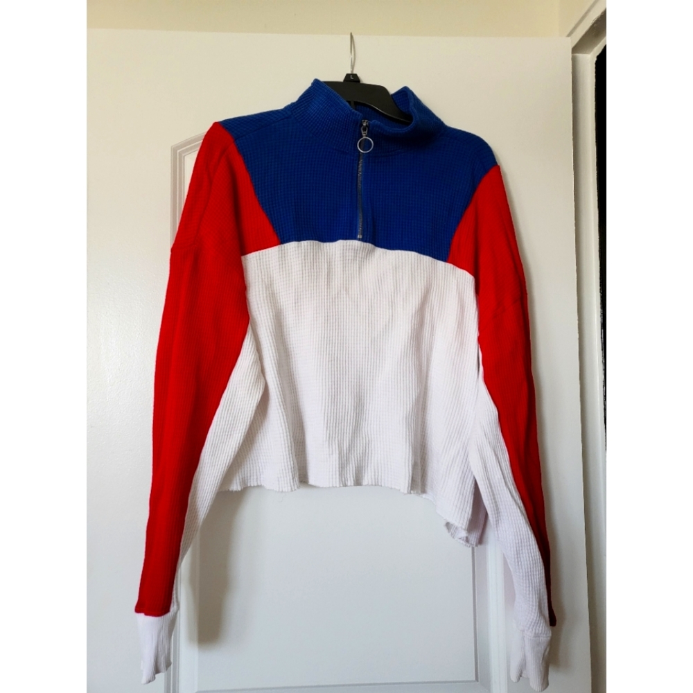 Hollister Quarter Zip Crop Top